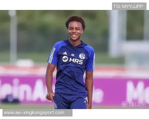 德天空报道多家豪门争抢19岁中场韦德拉奥果莱比锡要价超六千万