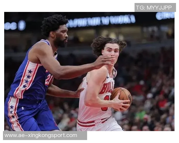 勇士防守强度与恩比德现实表现亚历山大与哈登的精彩互动分析